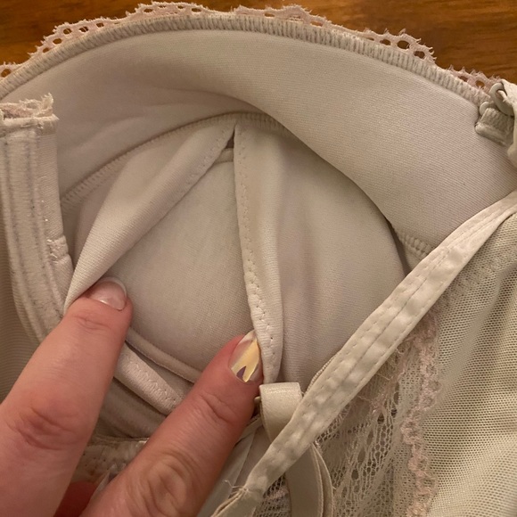 Luna - Picture 4 of 9